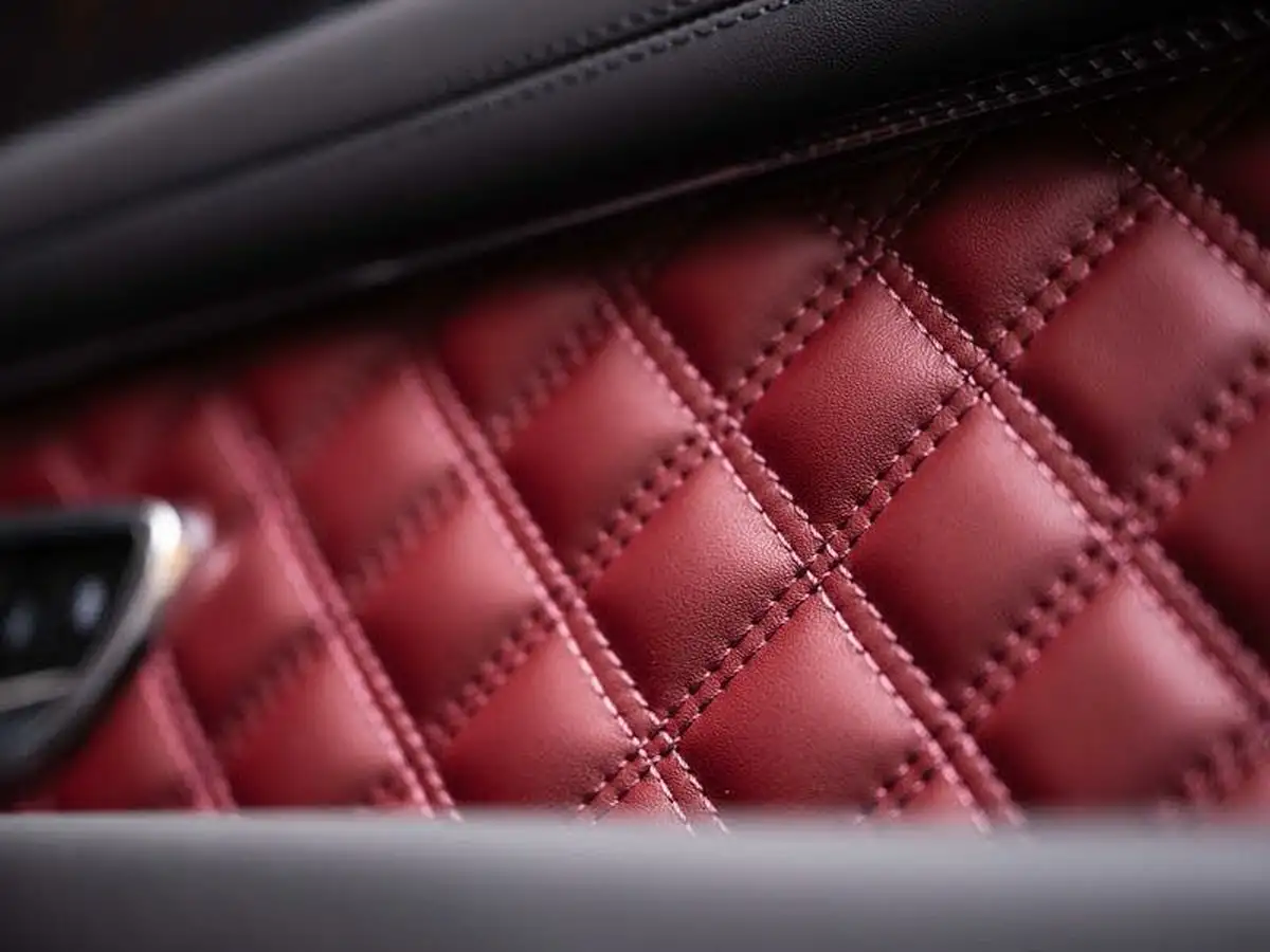 2022-bentley-bentayga-40-v8-big-31