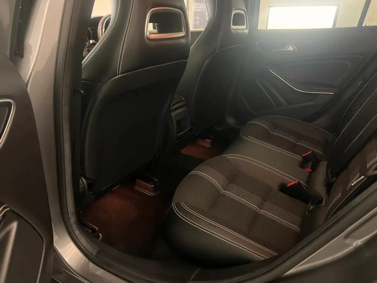 2020-mercedes-benz-gla-class-16-gla-180-urban-edition-7g-dct-big-34