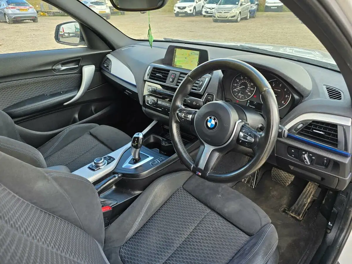 2016-bmw-1-series-20td-118d-m-sport-5d-auto-big-25