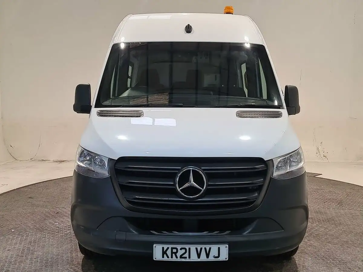 2021-mercedes-benz-sprinter-20cdi-315-l1h1-progressive-150pseu6dt-panel-rwd-eco-gear-360-big-11
