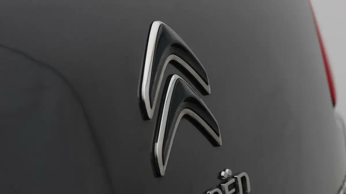 2020-citroen-c3-aircross-12-puretech-flair-110ps-ss-eat6-big-20