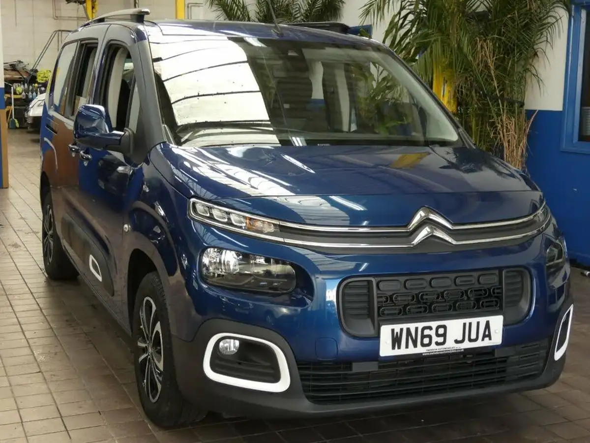 2019-citroen-berlingo-15bluehdi-flair-xl-size-130ps-eat8-big-8