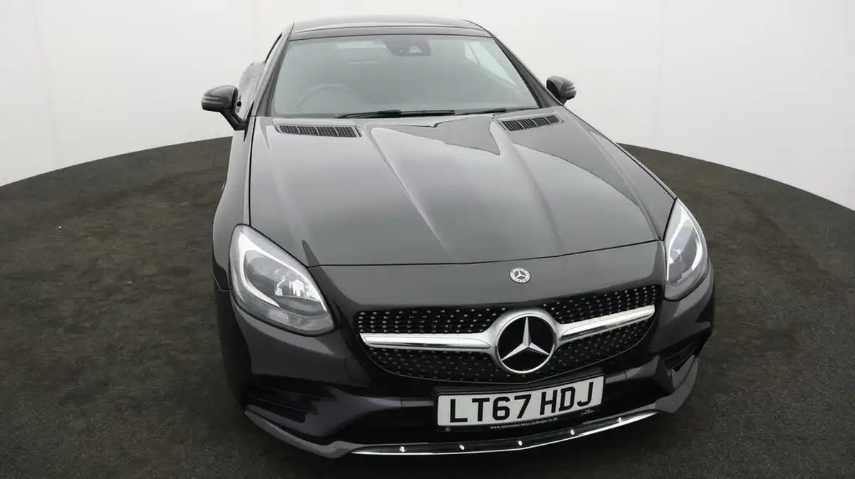 2017-mercedes-benz-slc-16-slc180-amg-line-9g-tronic-big-19