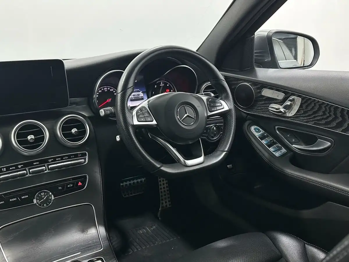 2017-mercedes-benz-c-class-21d-c220d-amg-line-premiumss-estate-5d-9g-tronic-plus-big-9