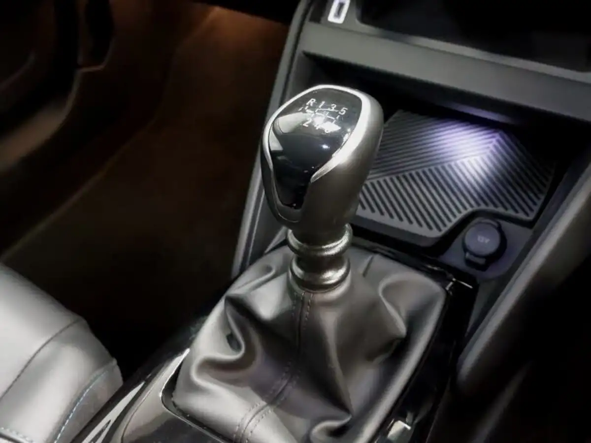 2021-citroen-c4-15bluehdi-shine-110ps-big-11