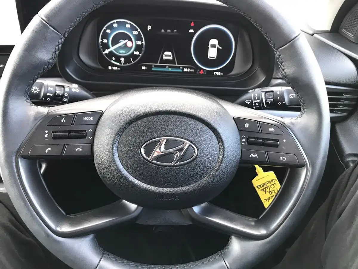 2022-hyundai-i20-10-t-gdi-premium-dct-big-22