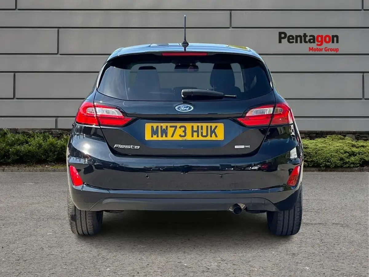 2023-ford-fiesta-10t-titanium-125ps-hybrid-mhev-big-13