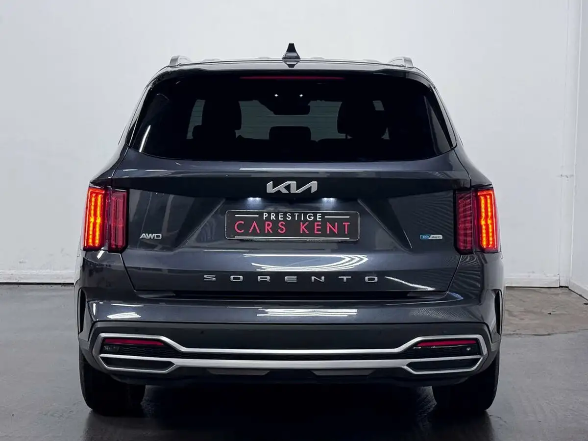 2022-kia-sorento-16-t-gdi-3-261bhp-phev-big-5