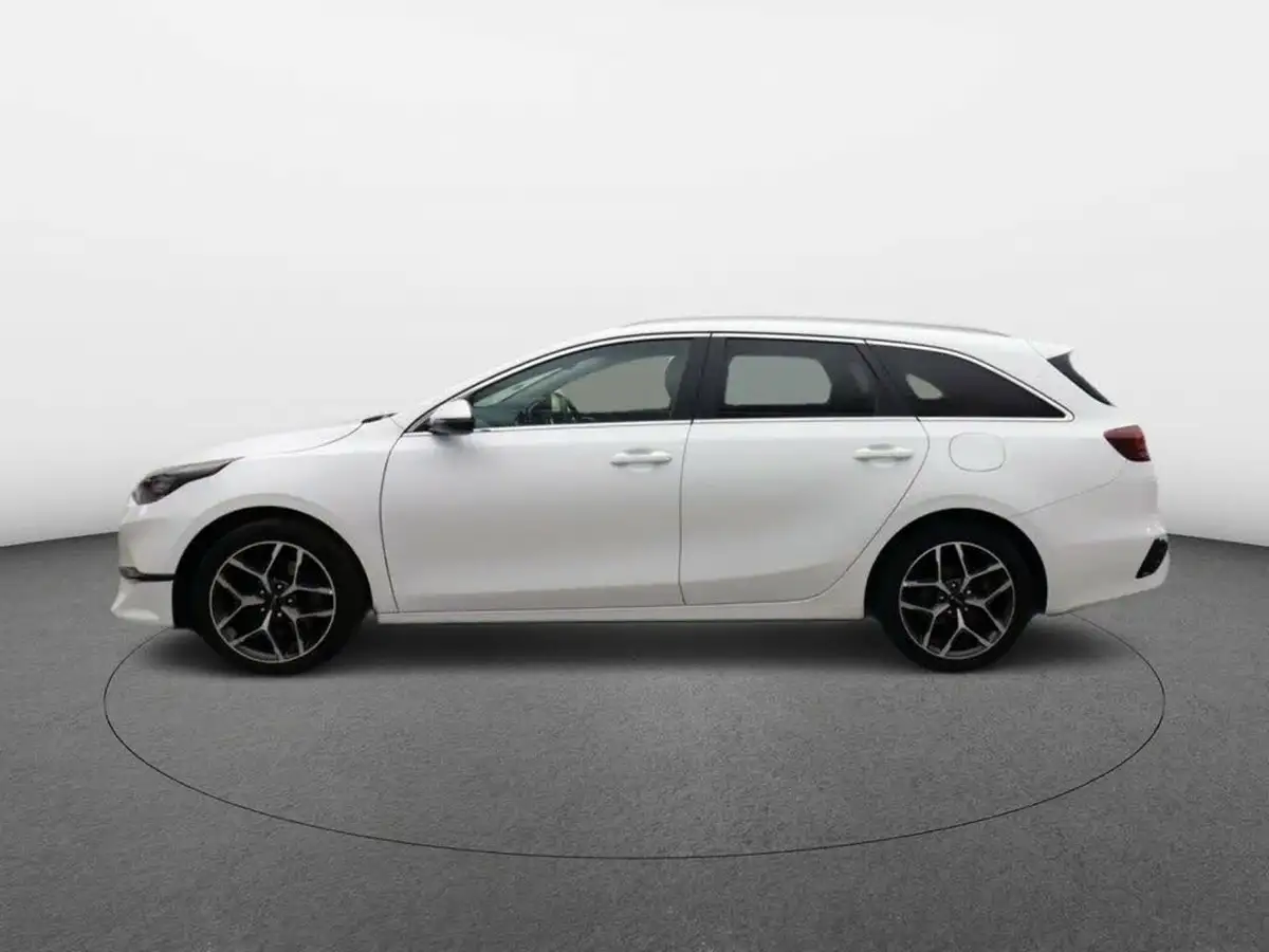2022-kia-ceed-15-t-gdi-3-sportswagon-big-4