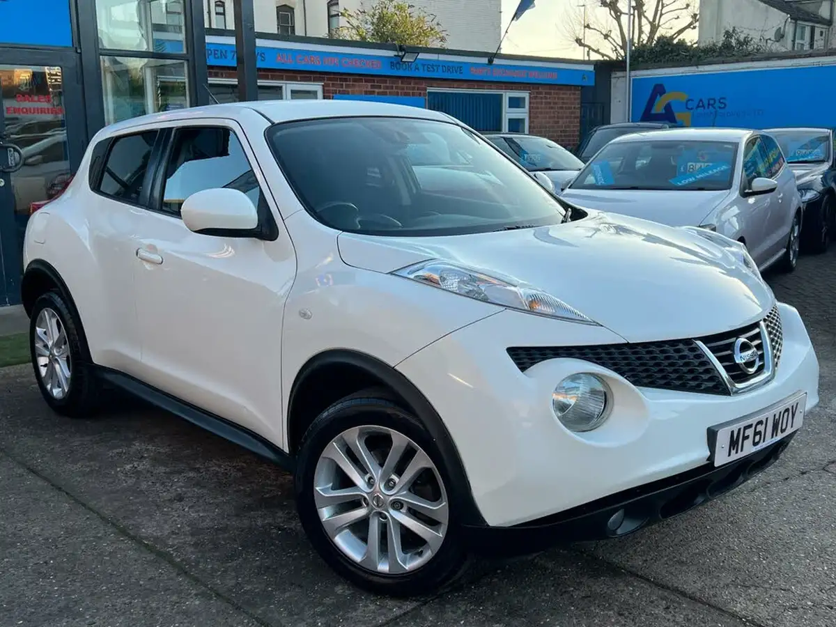 2011-nissan-juke-16-acenta-premium-16v-1598cc-big-41