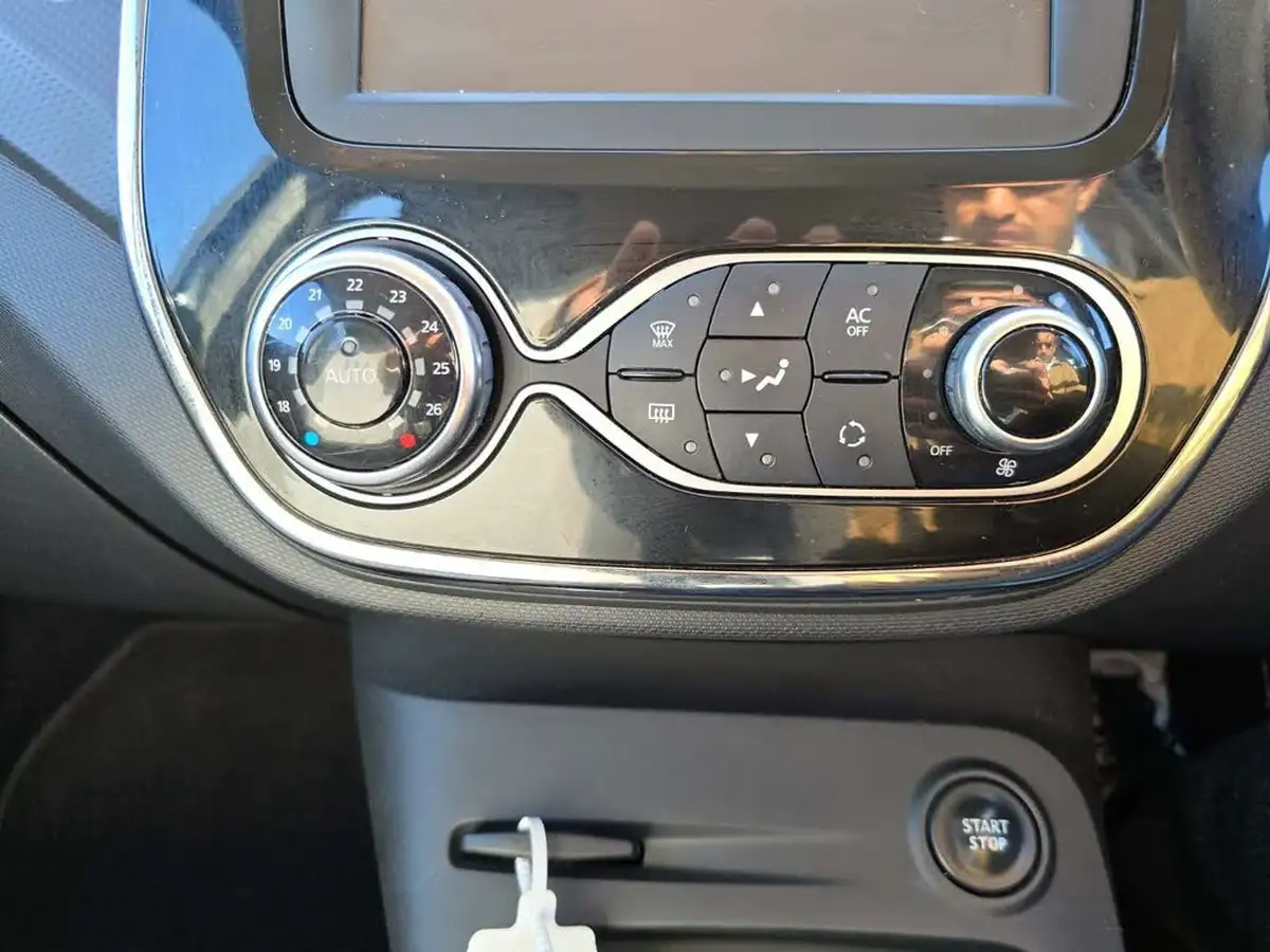 2015-renault-captur-15dci-dynamique-90bhp-energyss-big-37