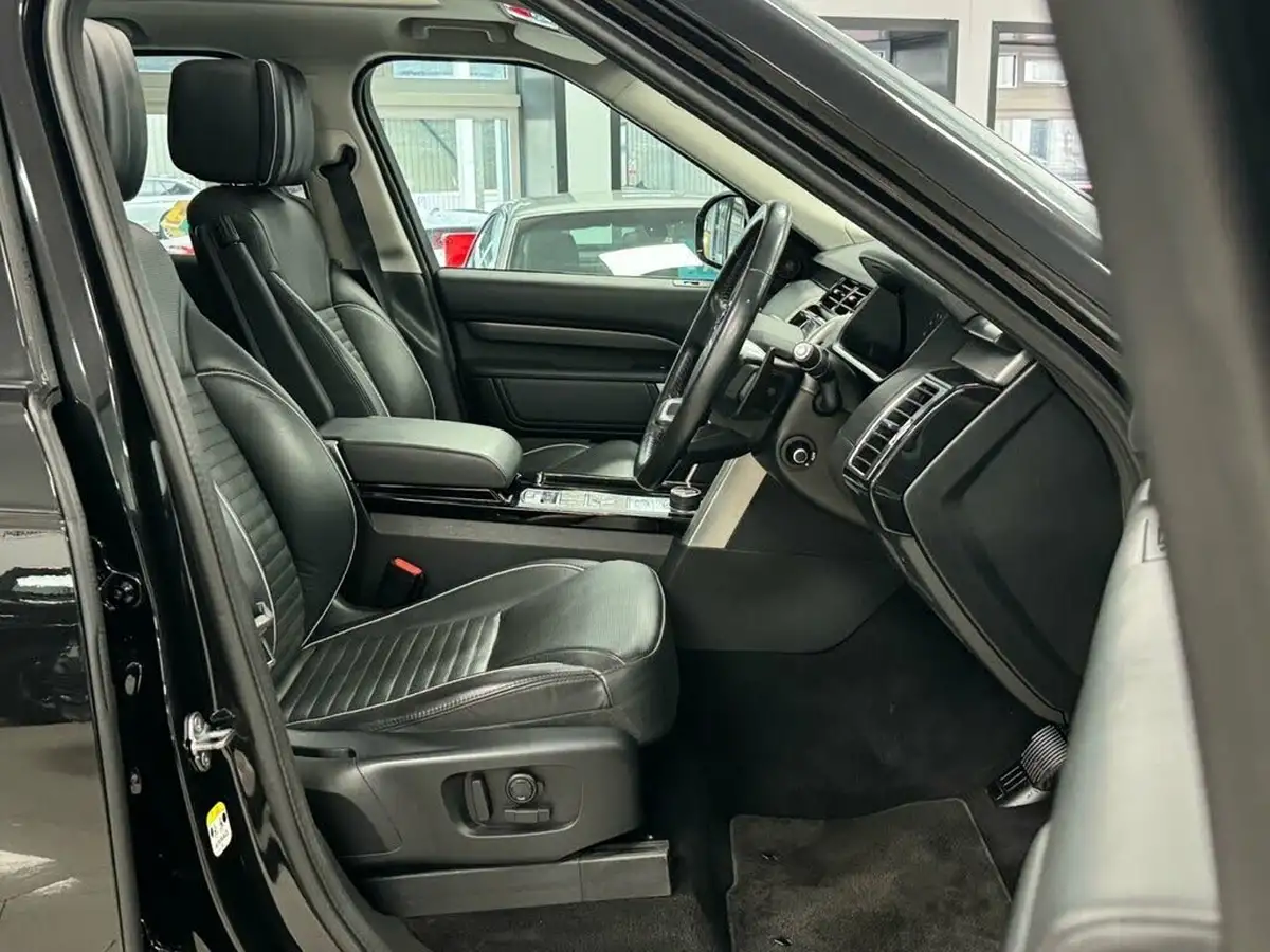 2019-land-rover-discovery-30-sd-v6-hse-luxury-big-26