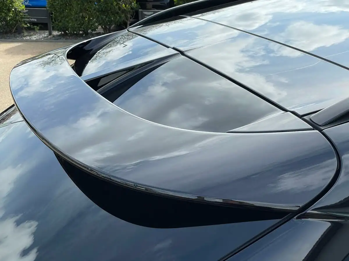 2024-aston-martin-dbx-40-v8-big-17