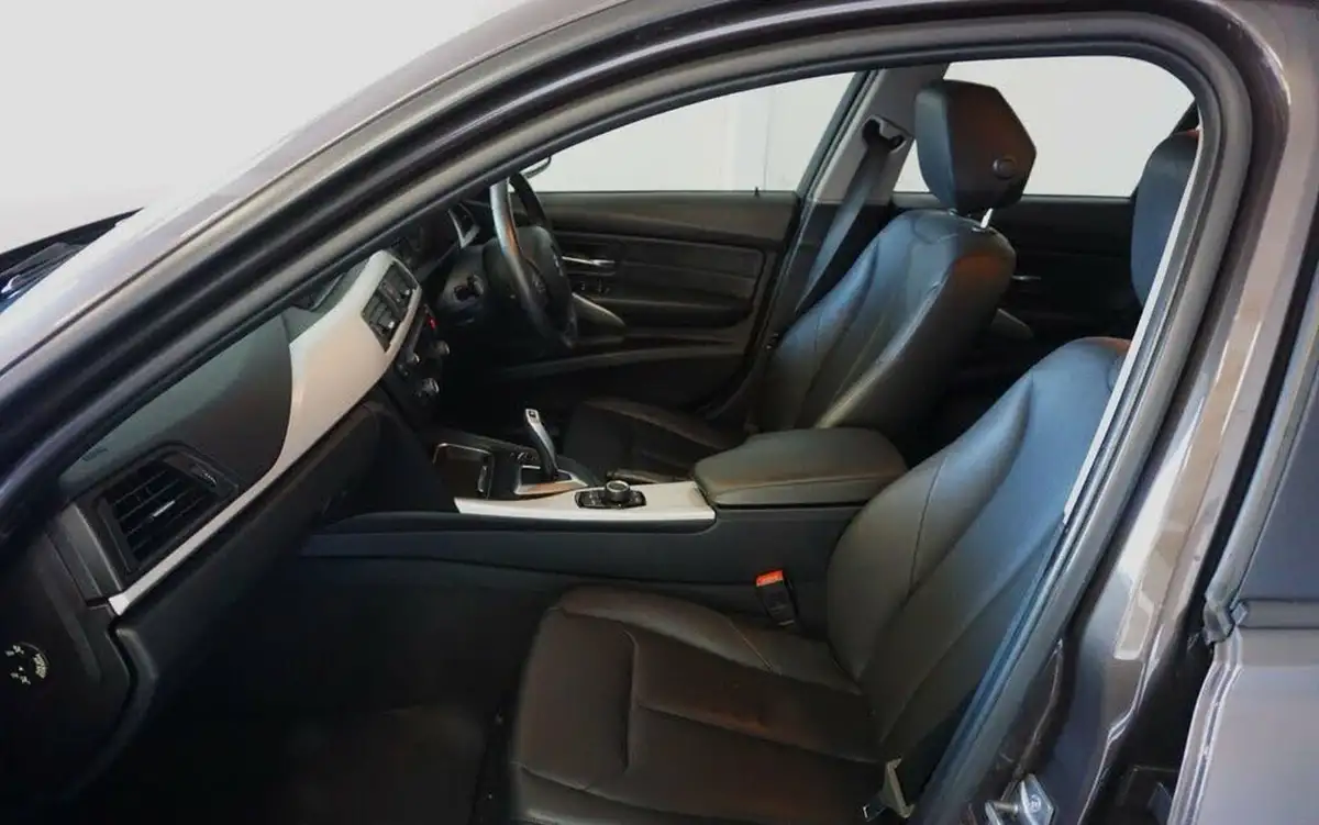 2013-bmw-3-series-20td-320d-se-184bhp-ss-saloon-4d-auto-big-14