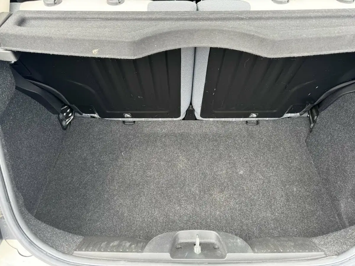 2020-fiat-500-10-lounge-big-14