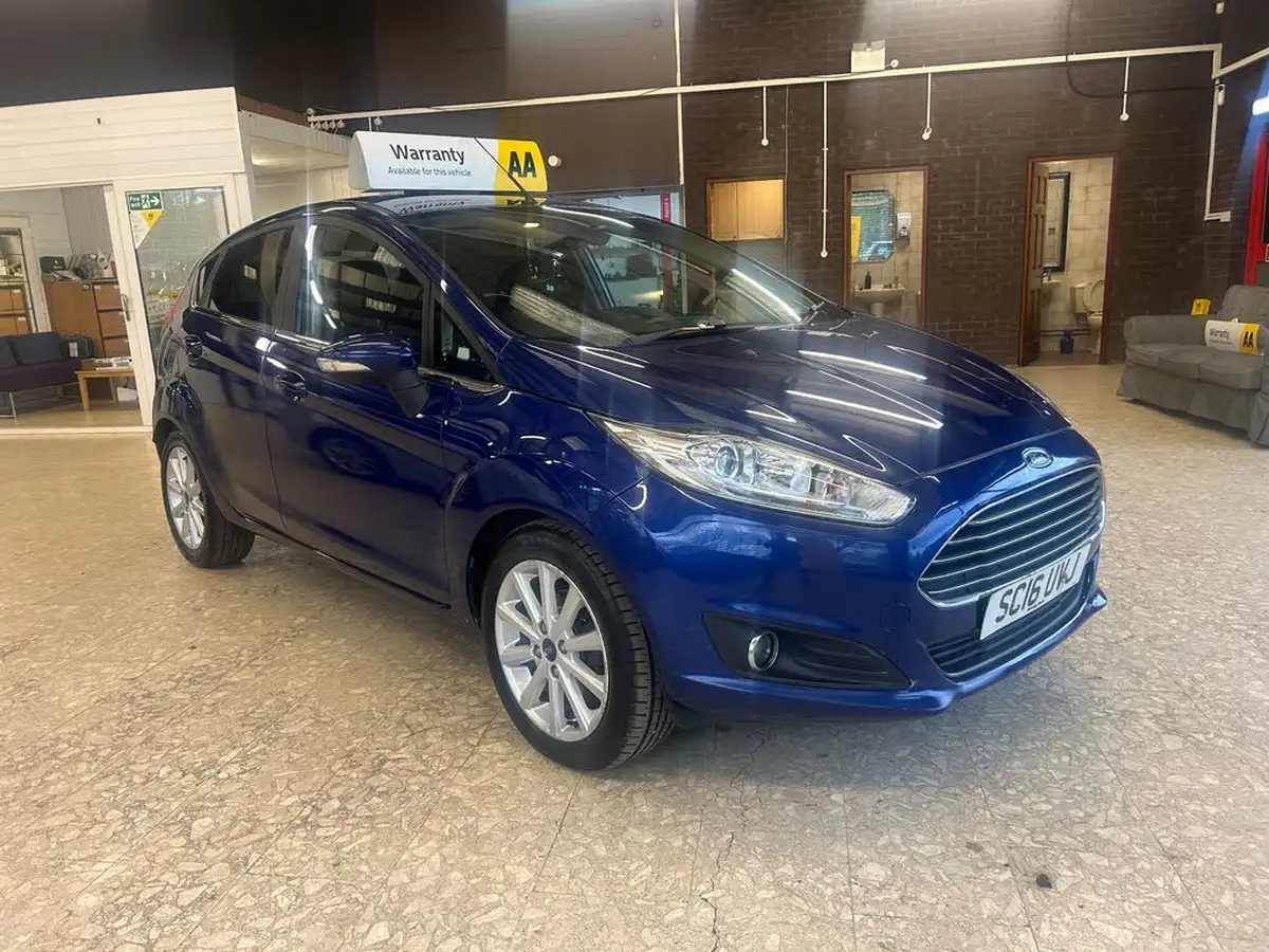 2016-ford-fiesta-10t-titanium-100ps-ecoboost-ss-5d-big-2