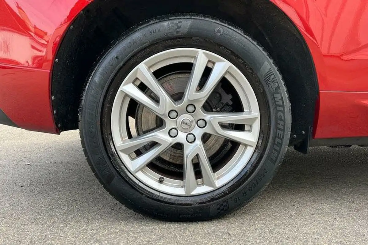 2018-volvo-xc60-20-t5-momentum-pro-250bhp-awd-big-7