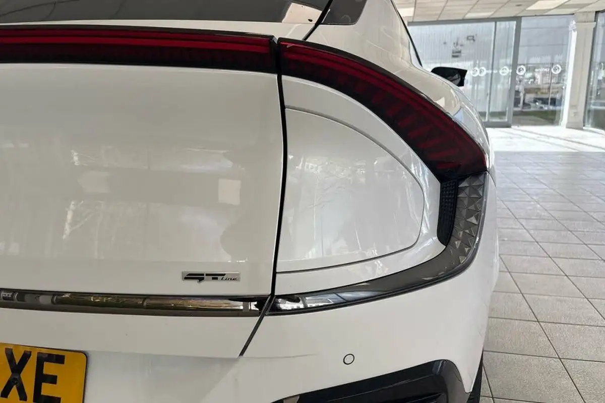 2022-kia-ev6-e-gt-line-225bhp-heat-pump-big-20