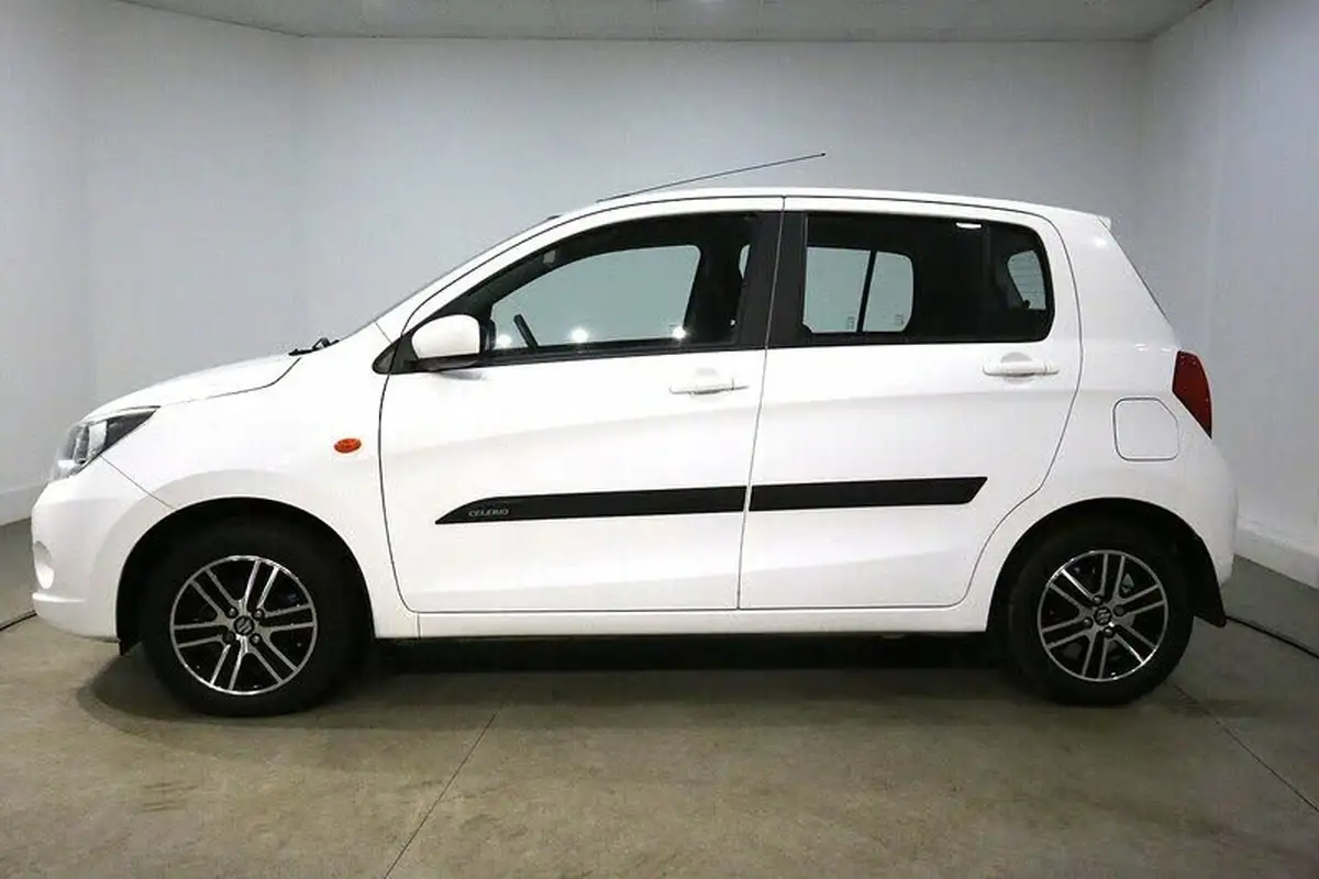 2018-suzuki-celerio-10-sz4-ags-big-10