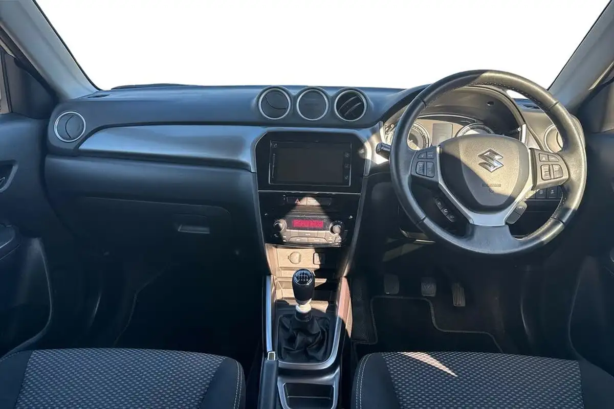 2020-suzuki-vitara-14-boosterjet-sz-t-129ps-mild-hybrid-big-11