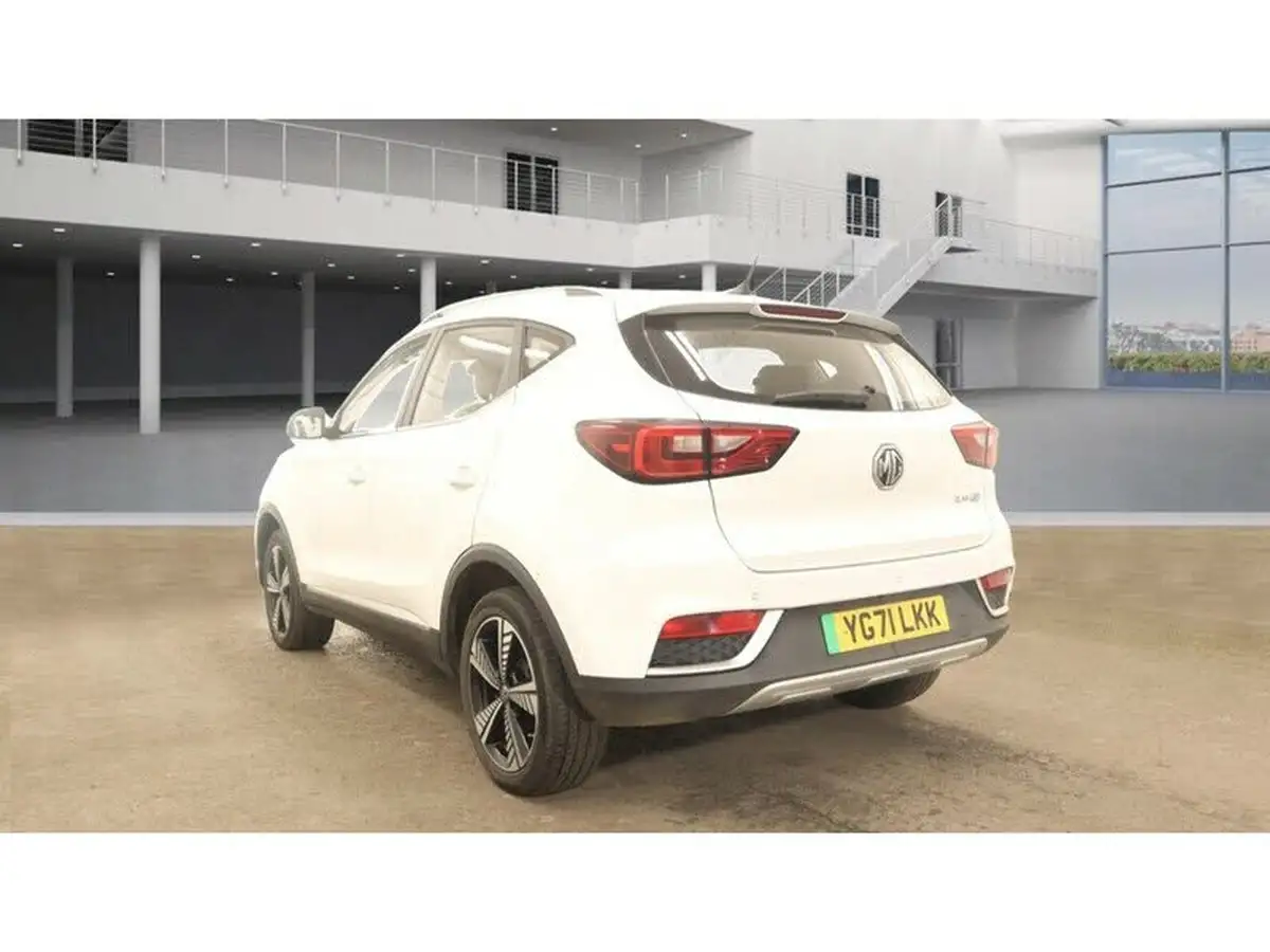 2021-mg-zs-suv-e-exclusive-ev-big-9