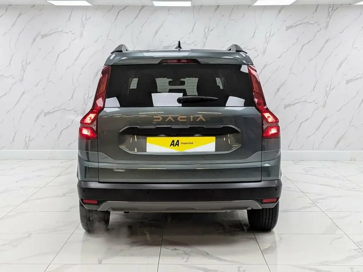 2023-dacia-jogger-16-tce-extreme-big-9