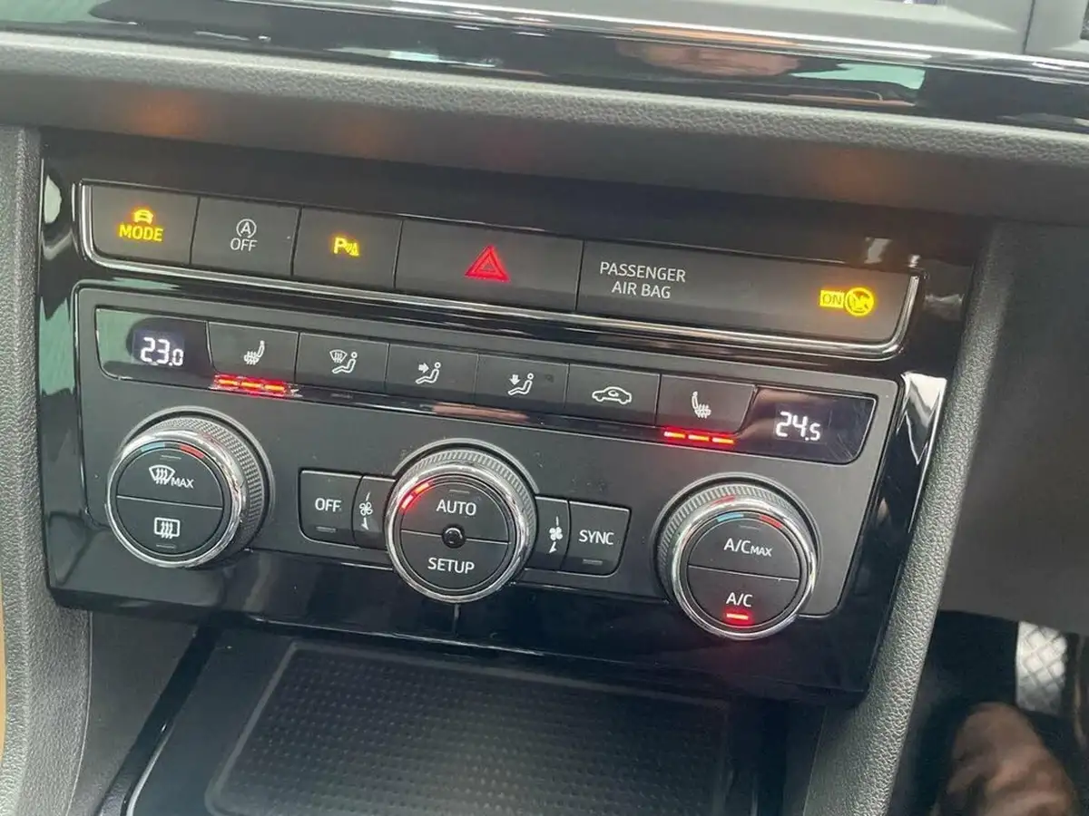 2019-seat-leon-15-tsi-evo-fr-sport-150ps-estate-dsg-big-25