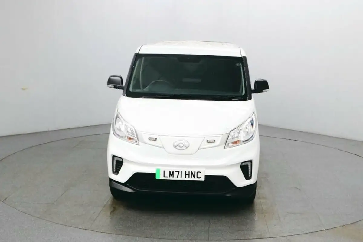 2021-maxus-e-deliver-3-e-l1h1-35kwh-big-10