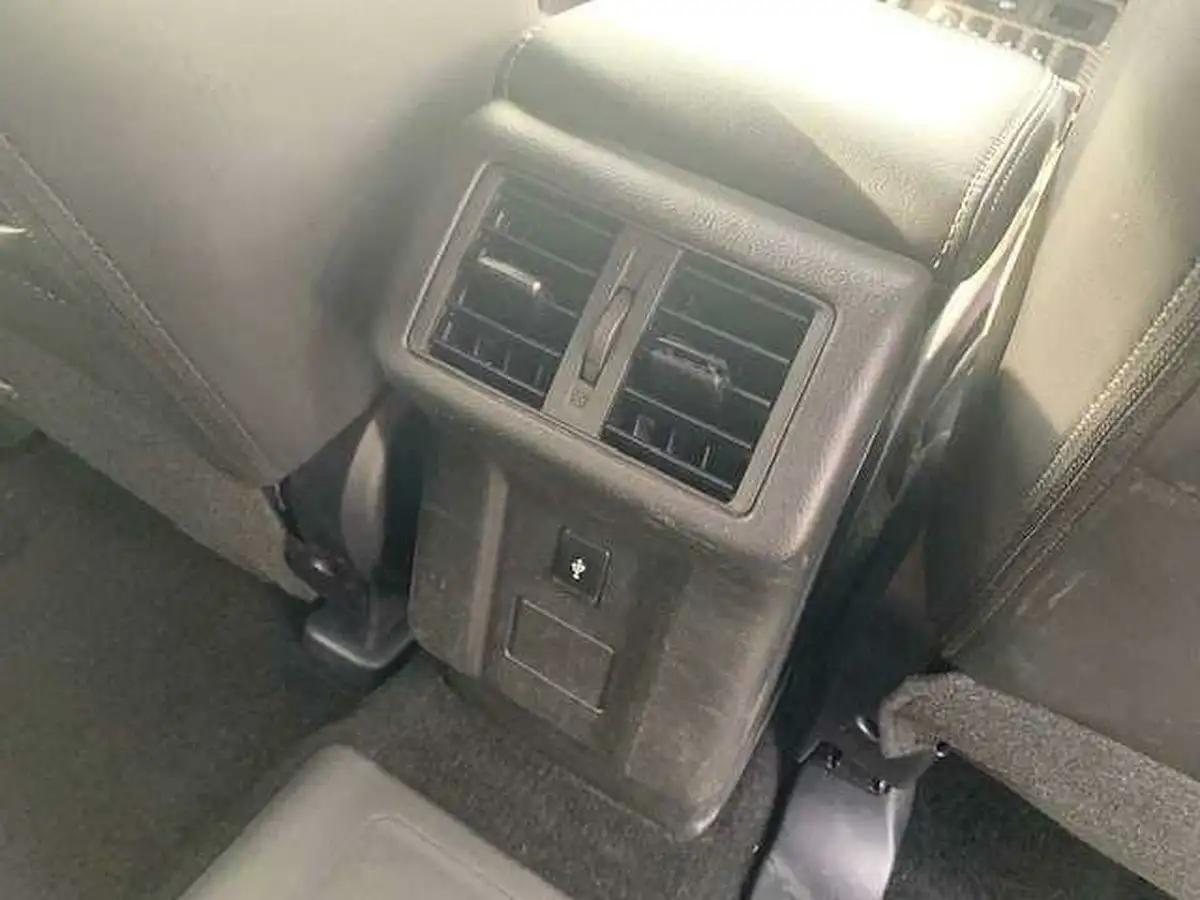 2019-mitsubishi-outlander-24-4hs-phev-big-17