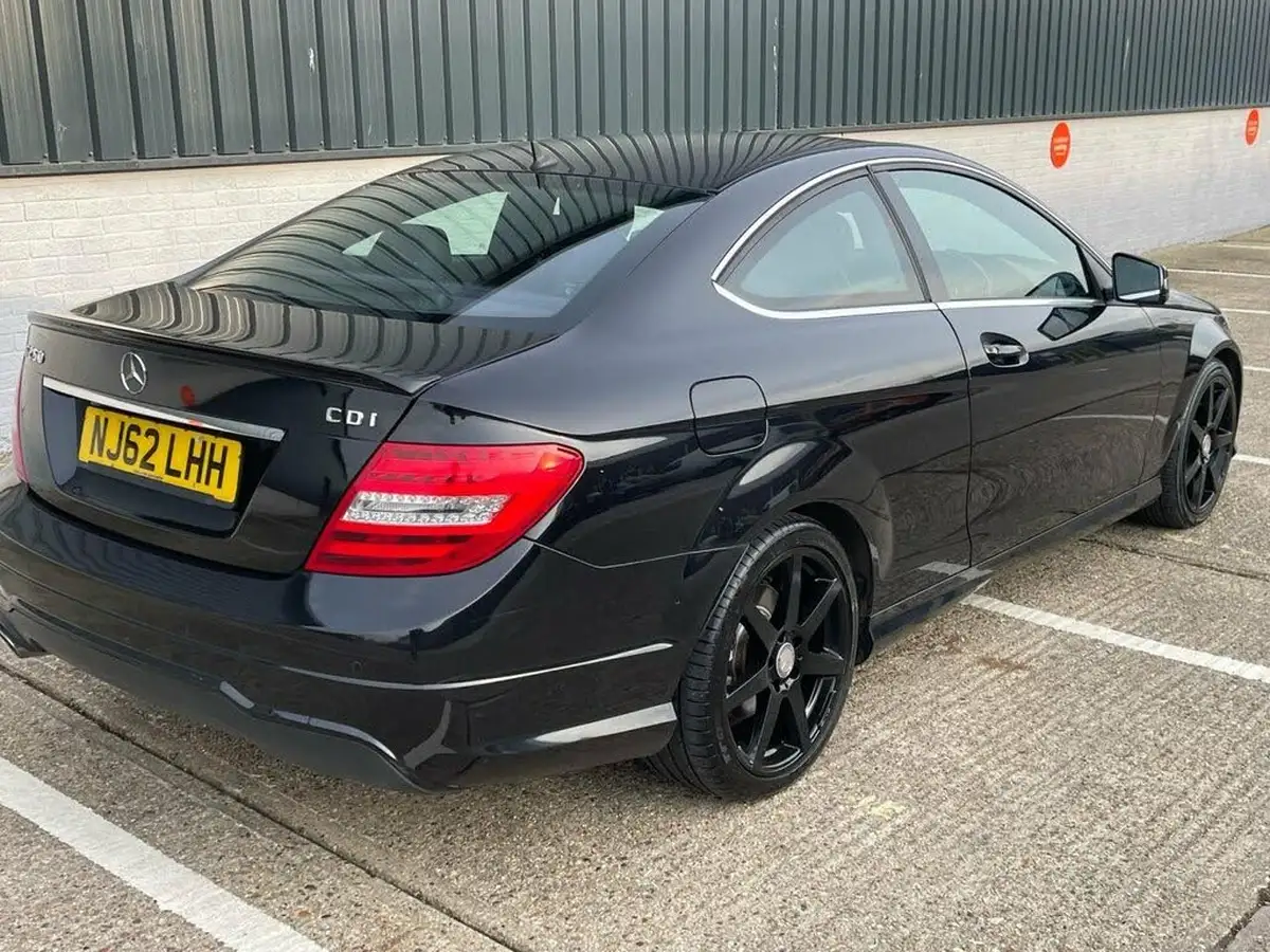 2012-mercedes-benz-c-class-21td-c250-cdi-amg-sport-cdi-blueefficiency-coupe-2d-auto-big-63