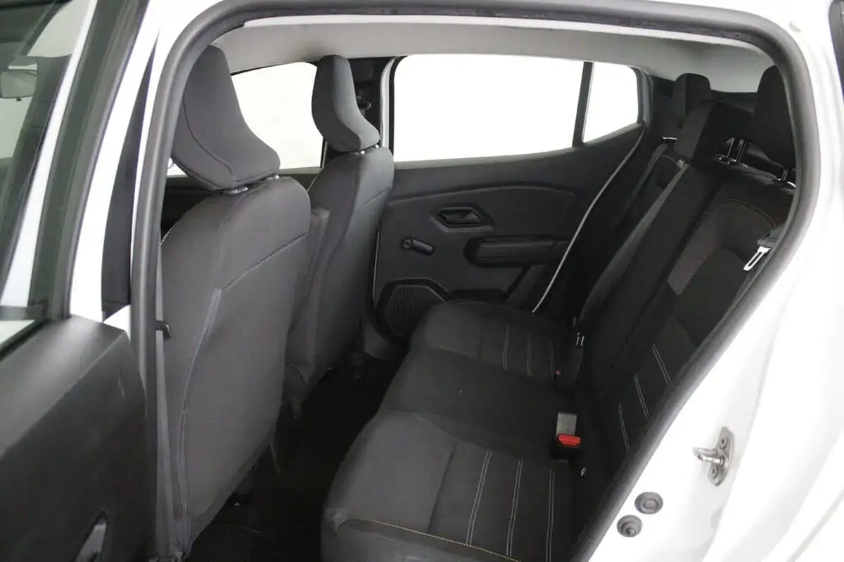 2021-dacia-sandero-stepway-10-tce-essential-90bhp-big-12