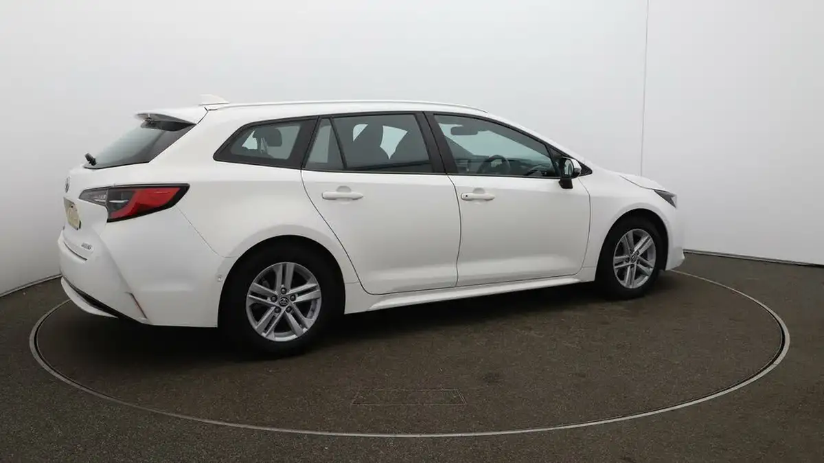 2021-toyota-corolla-18-vvt-i-icon-tech-spare-wheel-touring-sports-5d-big-43