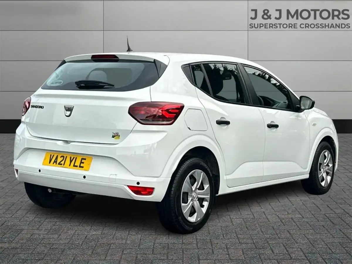 2021-dacia-sandero-10-sce-essential-big-7