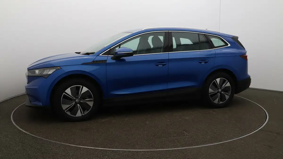 2022-skoda-enyaq-e-80-82-kwh-big-59