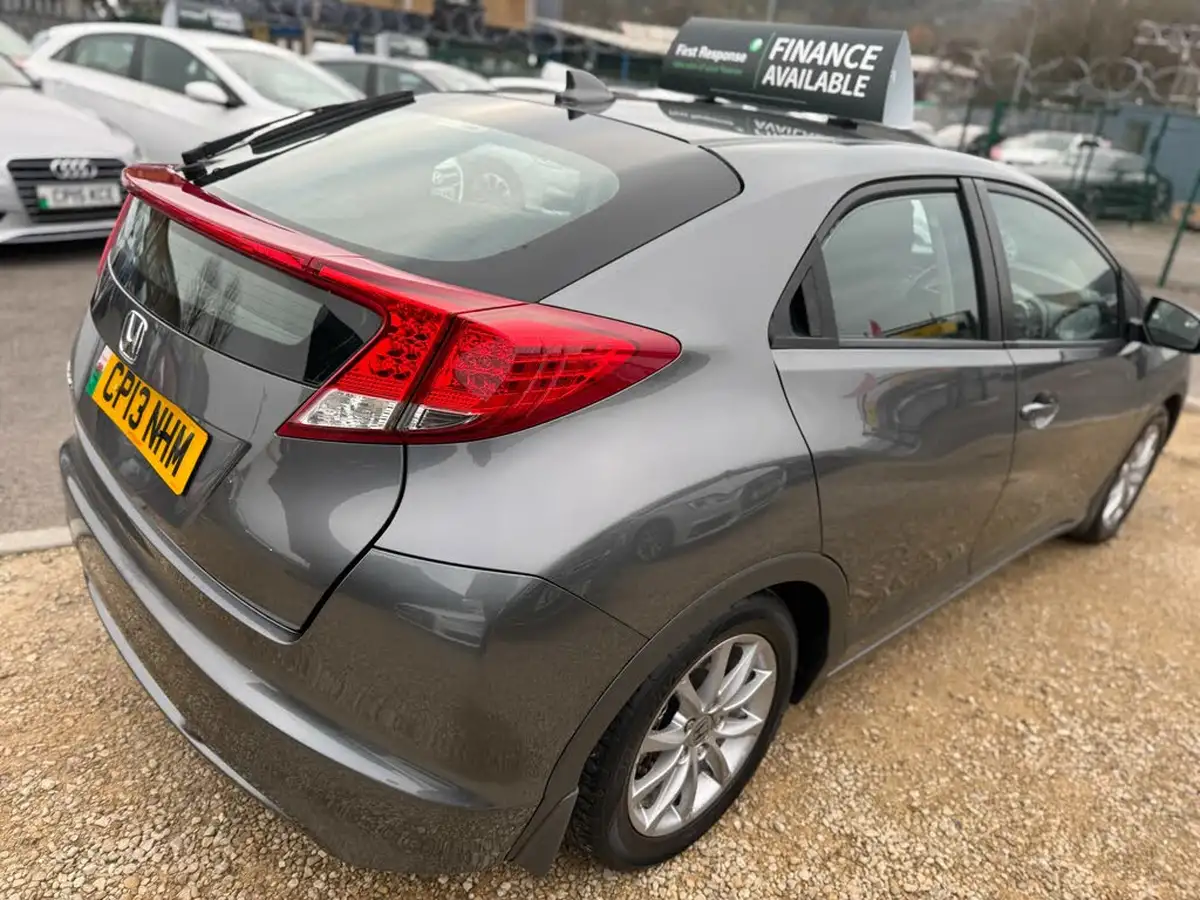 2013-honda-civic-18-es-auto-big-13