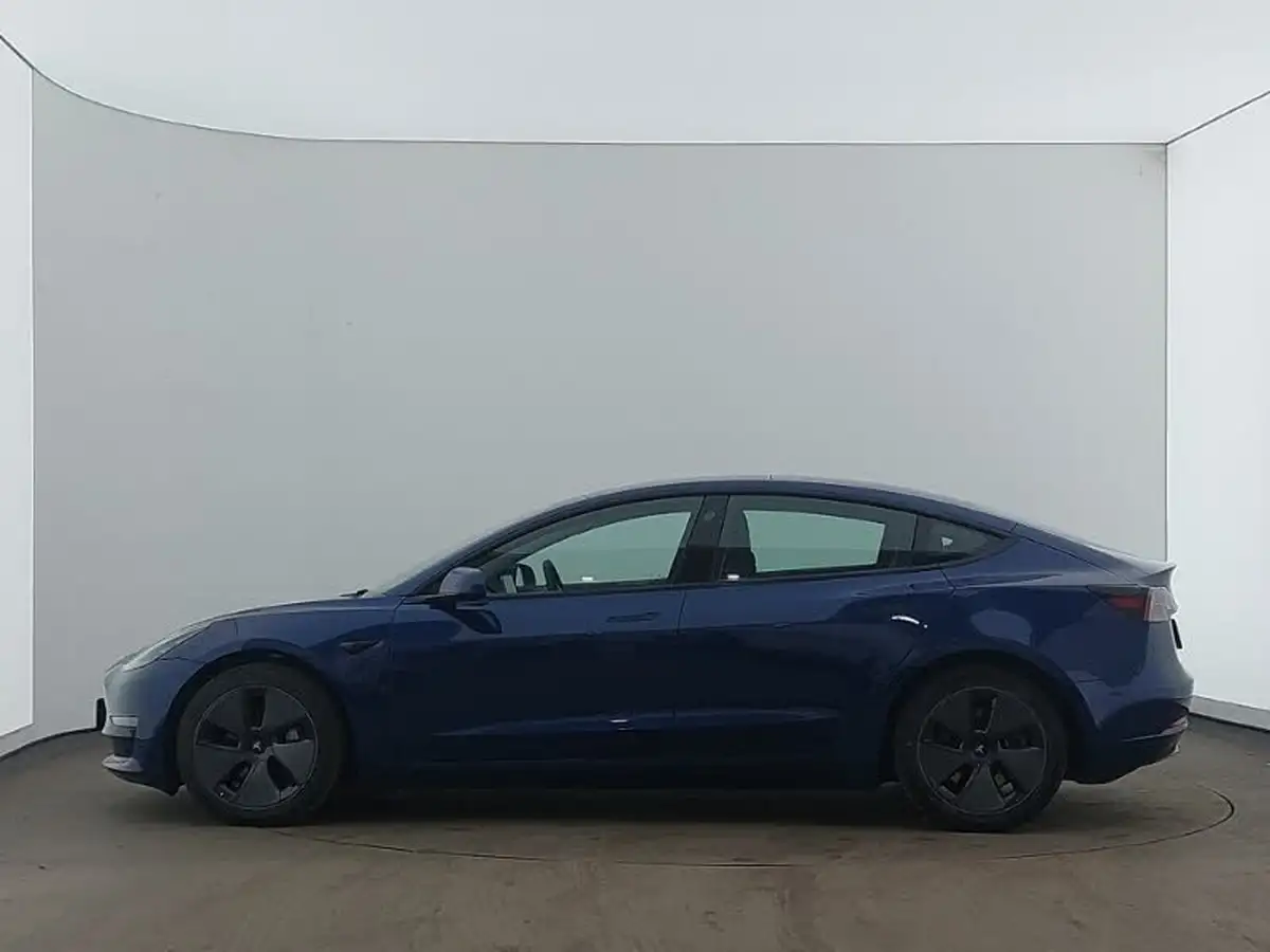2021-tesla-model-3-e-long-range-awd-big-3