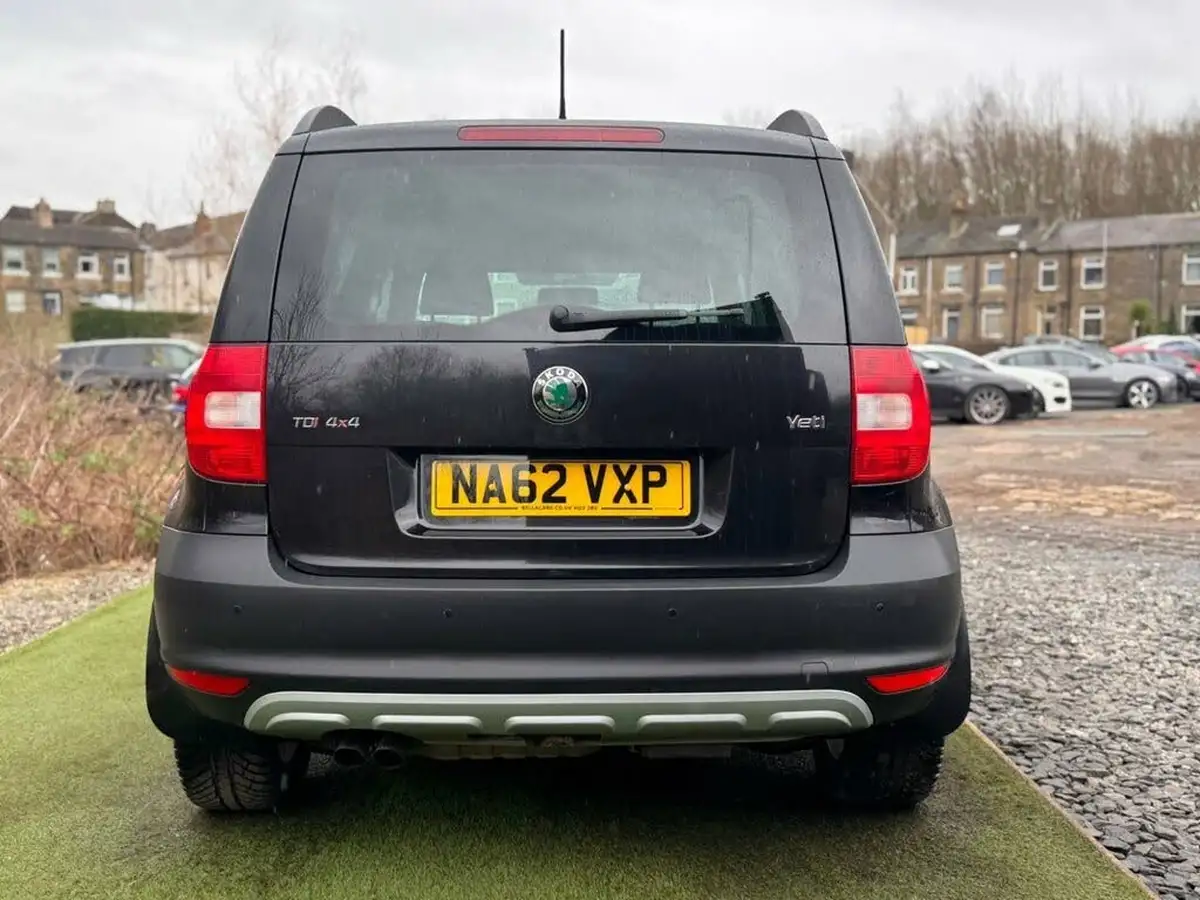 2012-skoda-yeti-20td-se-plus-140bhp-4x4-big-7