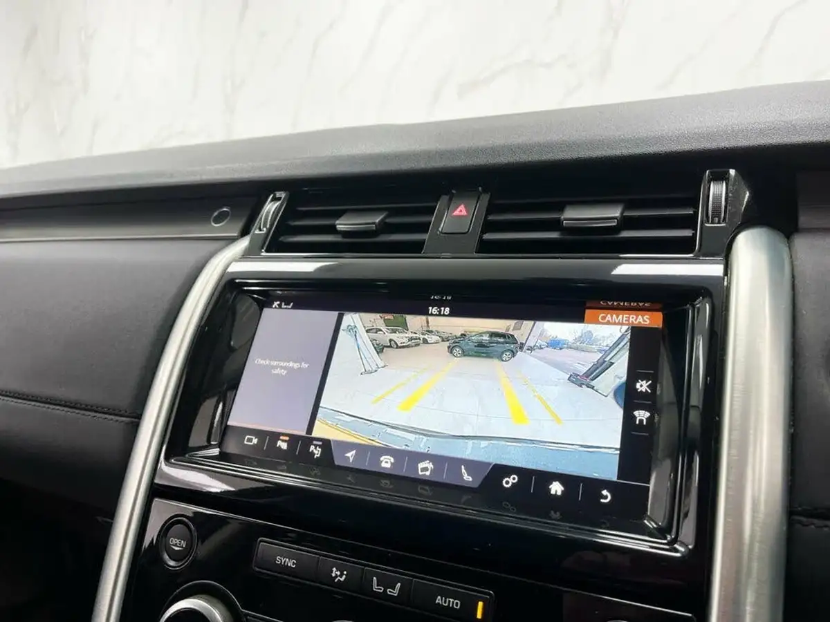 2018-land-rover-discovery-30-sd-v6-hse-30-sd-v6-306ps-station-wagon-5d-auto-big-22