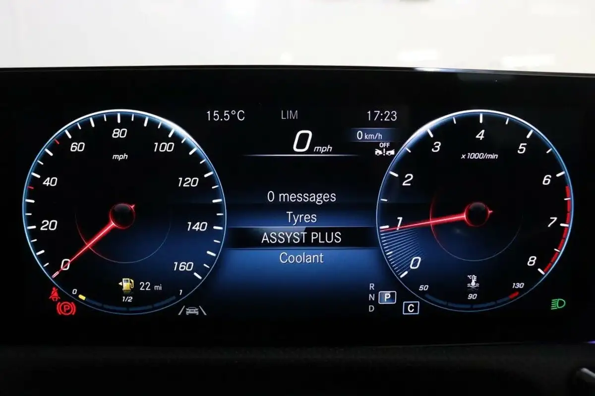 2022-mercedes-benz-cla-13-cla-180-amg-line-premium-shooting-brake-5d-big-14