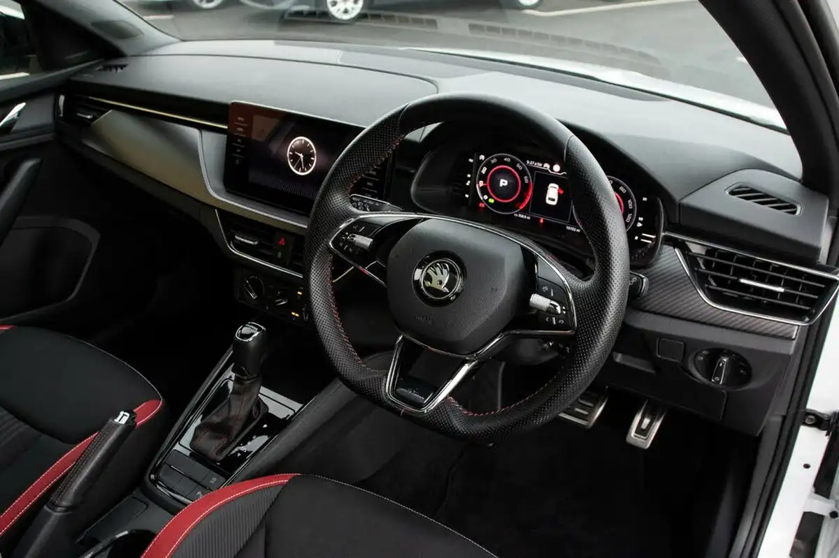 2021-skoda-scala-15-tsi-monte-carlo-dsg-big-4
