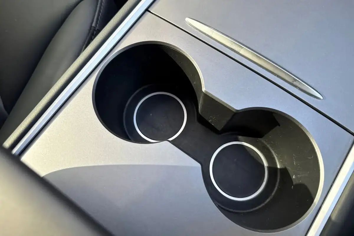 2023-tesla-model-y-e-rwd-big-51