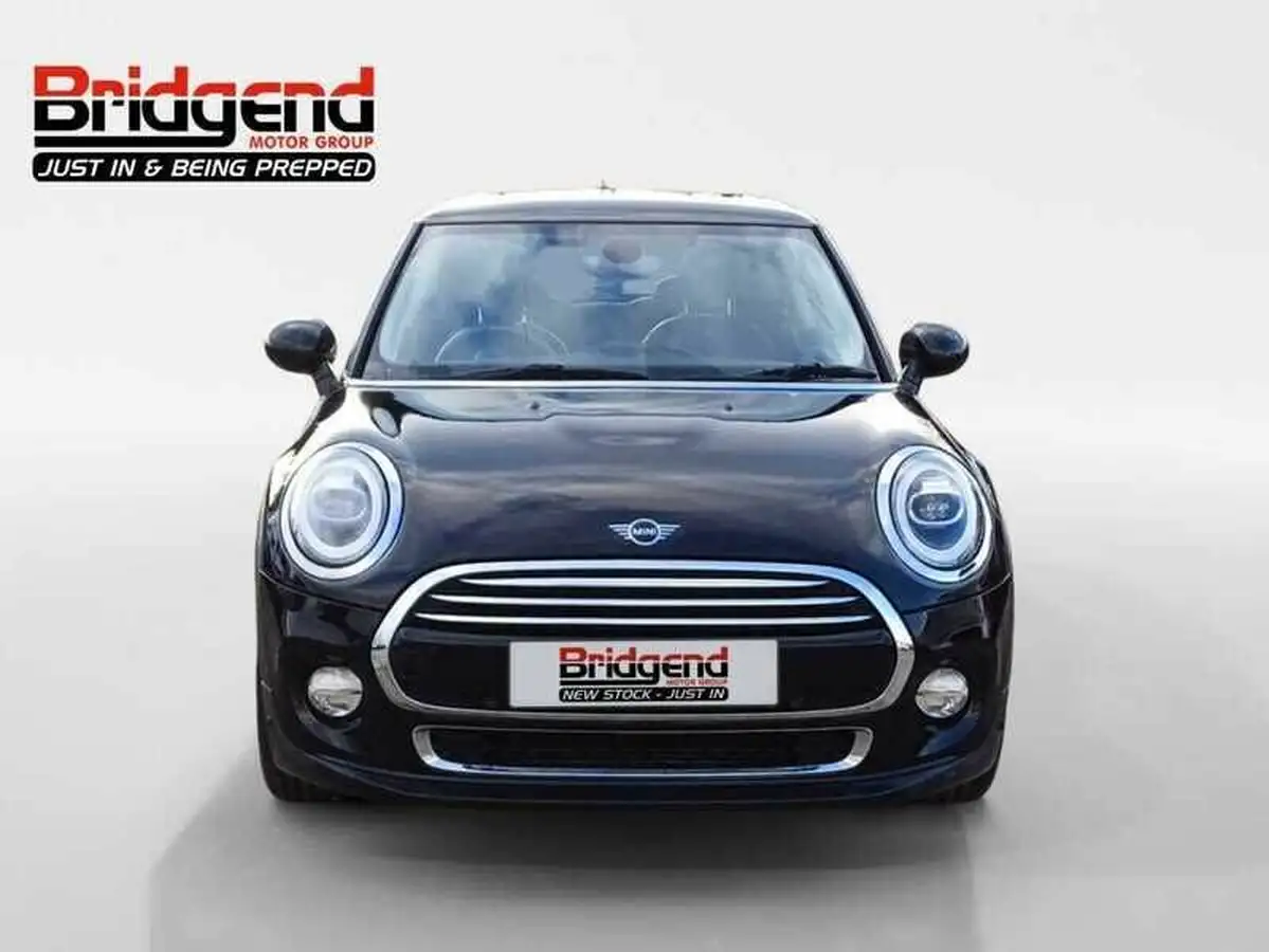 2019-mini-cooper-15-cooper-exclusive-134bhp-ss-hatchback-3d-big-1