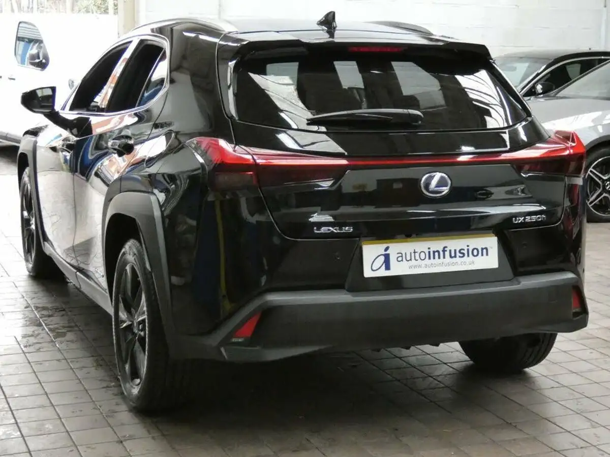 2021-lexus-ux-250h-20-ux-184bhp-without-navigation-big-24