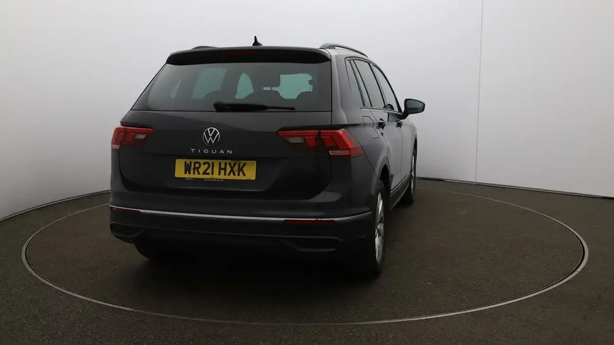 2021-volkswagen-tiguan-20tdi-life-dsg-big-47