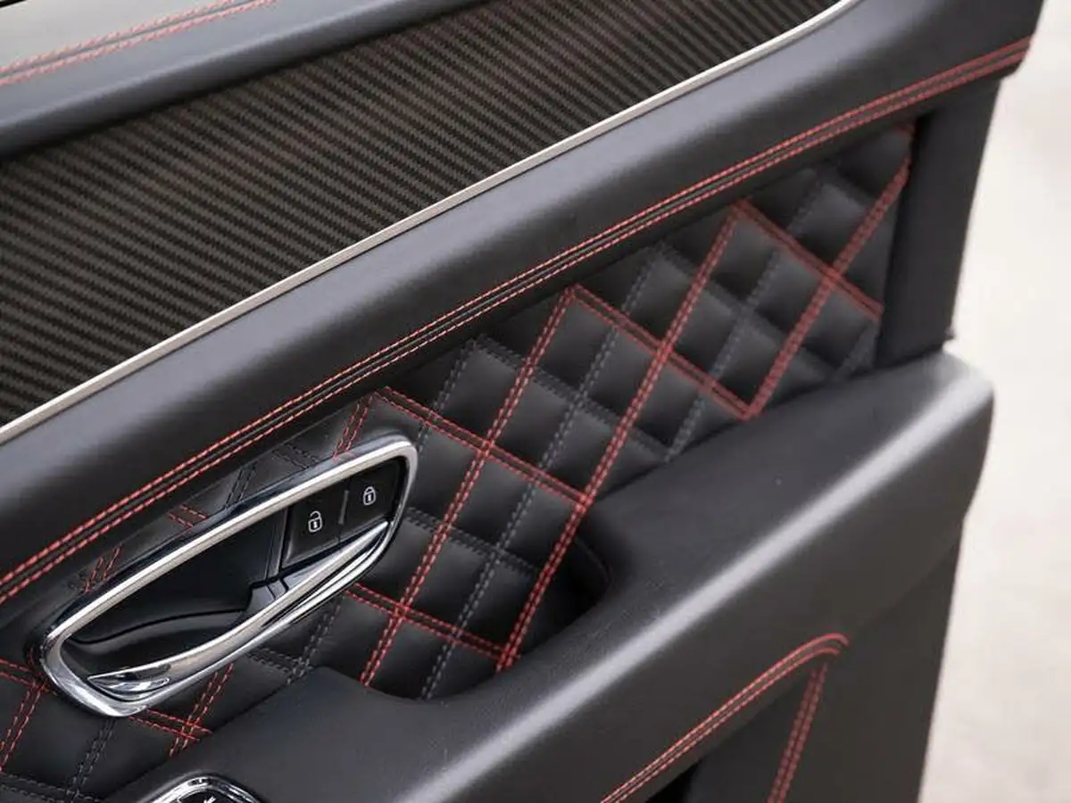 2019-bentley-bentayga-40-v8-big-41