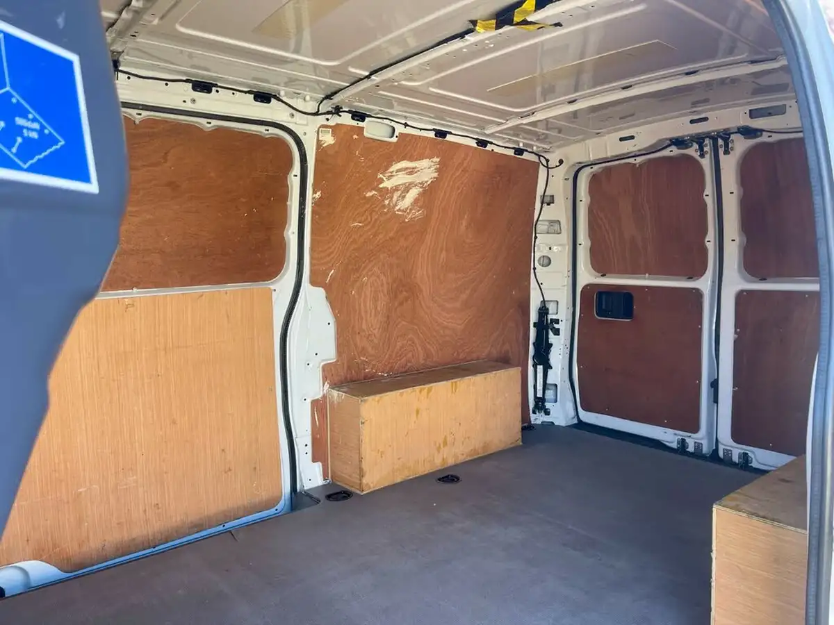 2021-mercedes-benz-vito-20cdi-114-progressive-l2-134bhpeu6dt-panel-1749cc-9g-tronic-big-58