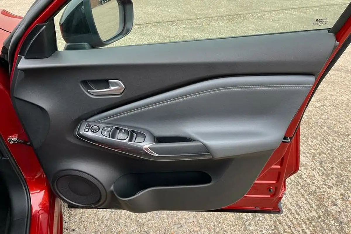 2020-nissan-juke-10-dig-t-n-connecta-117ps-dct-big-39
