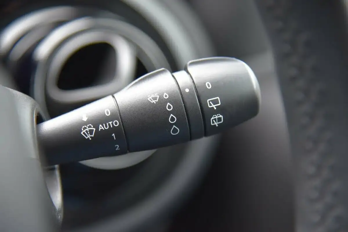 2021-smart-fortwo-eq-exclusive-coupe-big-32