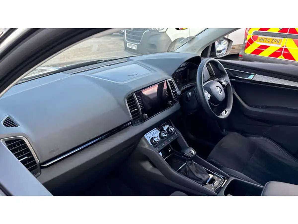 2024-skoda-karoq-15-tsi-se-l-dsg-big-1
