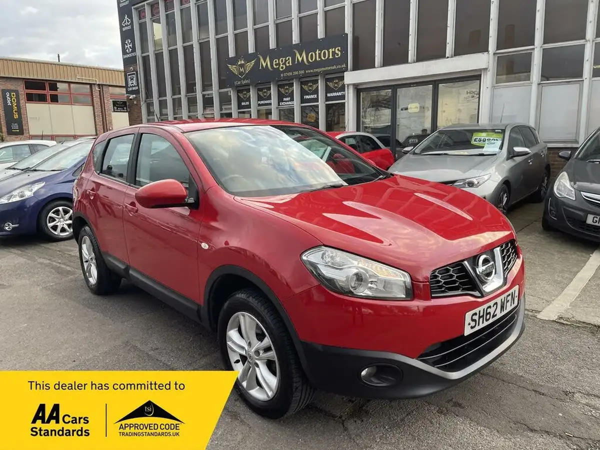 2012-nissan-qashqai-16-acenta-big-0